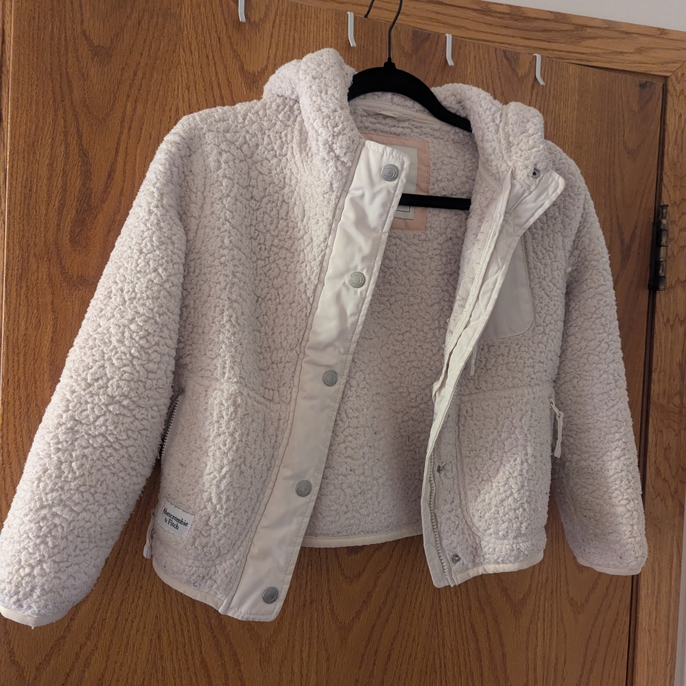 Abercrombie & Fitch Cream Sherpa Puffer Jacket